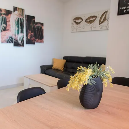 公寓 Nightinsevilla Bailen Free Parking