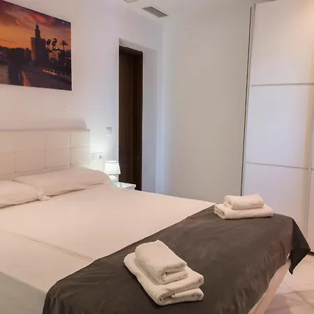 Appartamento Nightinsevilla Bailen Free Parking Siviglia