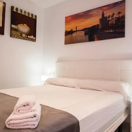 公寓 Nightinsevilla Bailen Free Parking *