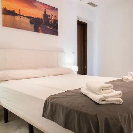 Nightinsevilla Bailen Free Parking * Siviglia